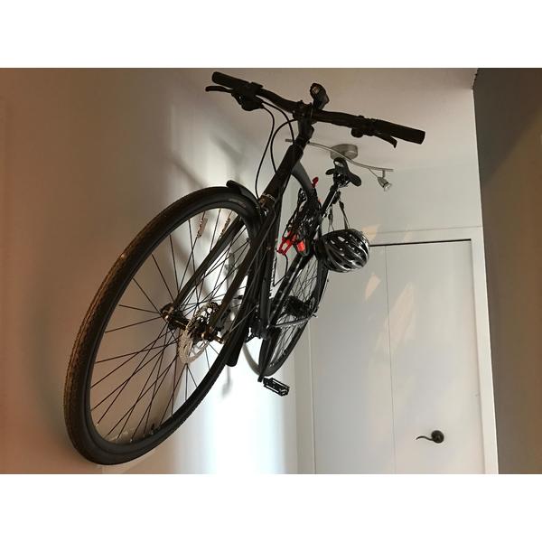 Force Suport bicicleta pe perete, cu prindere in pedala
