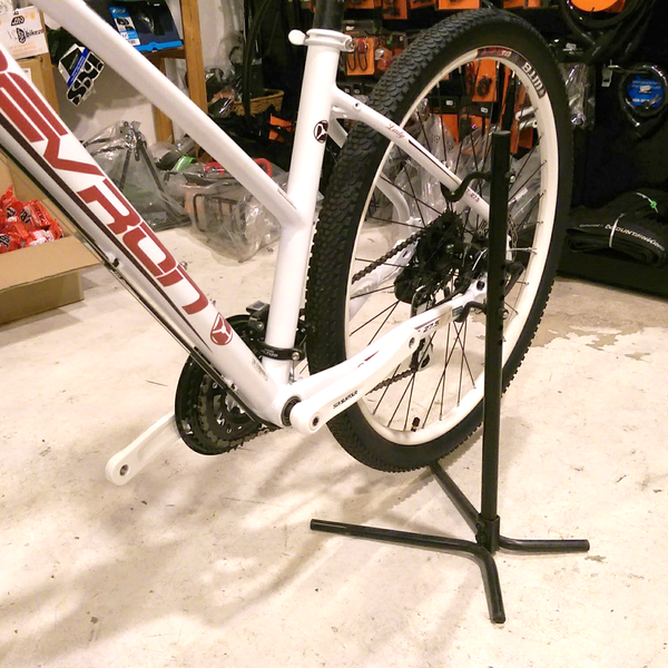 BikeHand Suport metalic podea YC-103 reglabil 12-29 inch