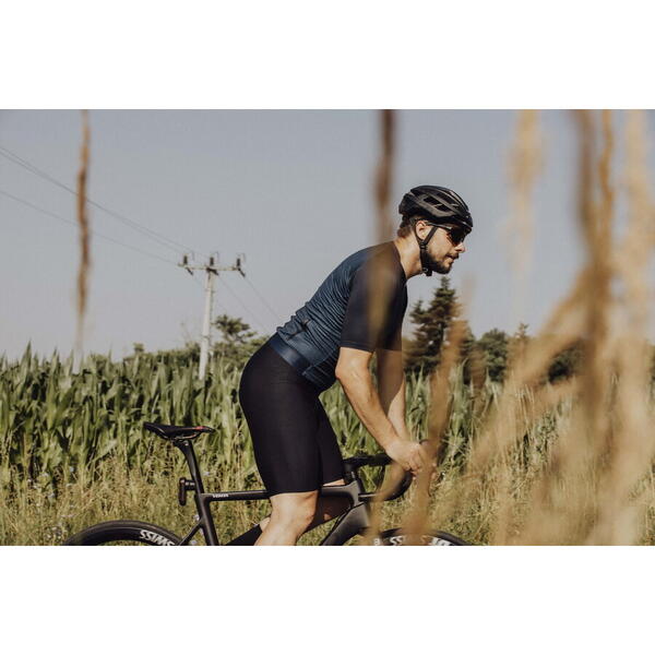 Pantaloni scurti cu bazon si bretele Force Action Negru M